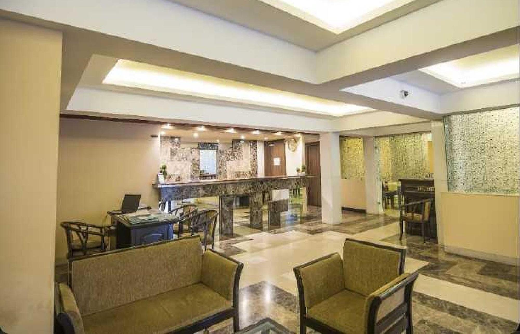 Palette Hotel Nisarga By Sunday Bhopal Exterior foto